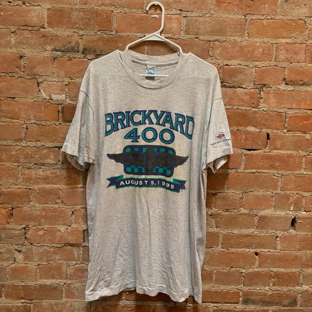 $60 vintage 1995 Brickyard 400 Salem NASCAR grey and blue t-shirt